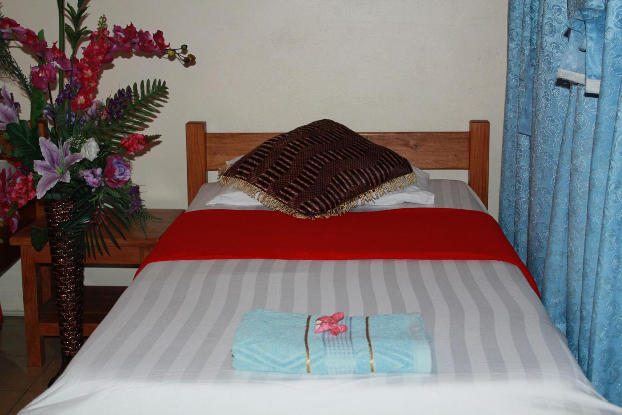 Pacific Paradise Motel Port Vila Eksteriør billede