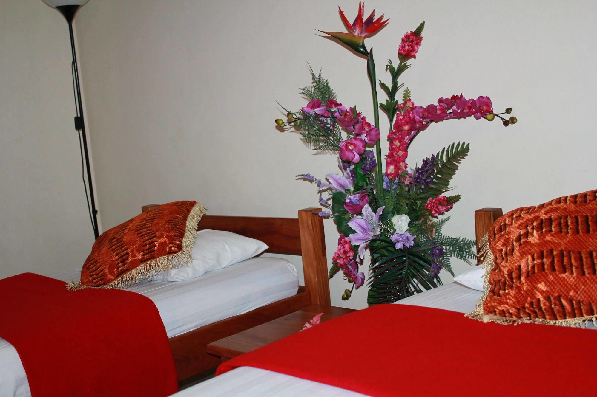 Pacific Paradise Motel Port Vila Eksteriør billede